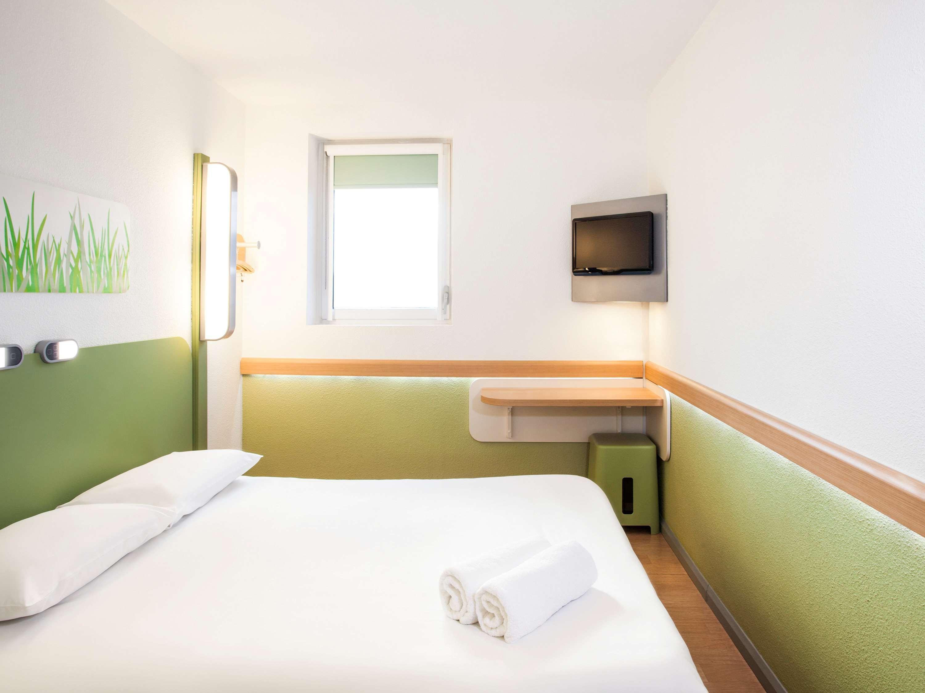 Ibis Budget London Whitechapel - Brick Lane Exterior photo