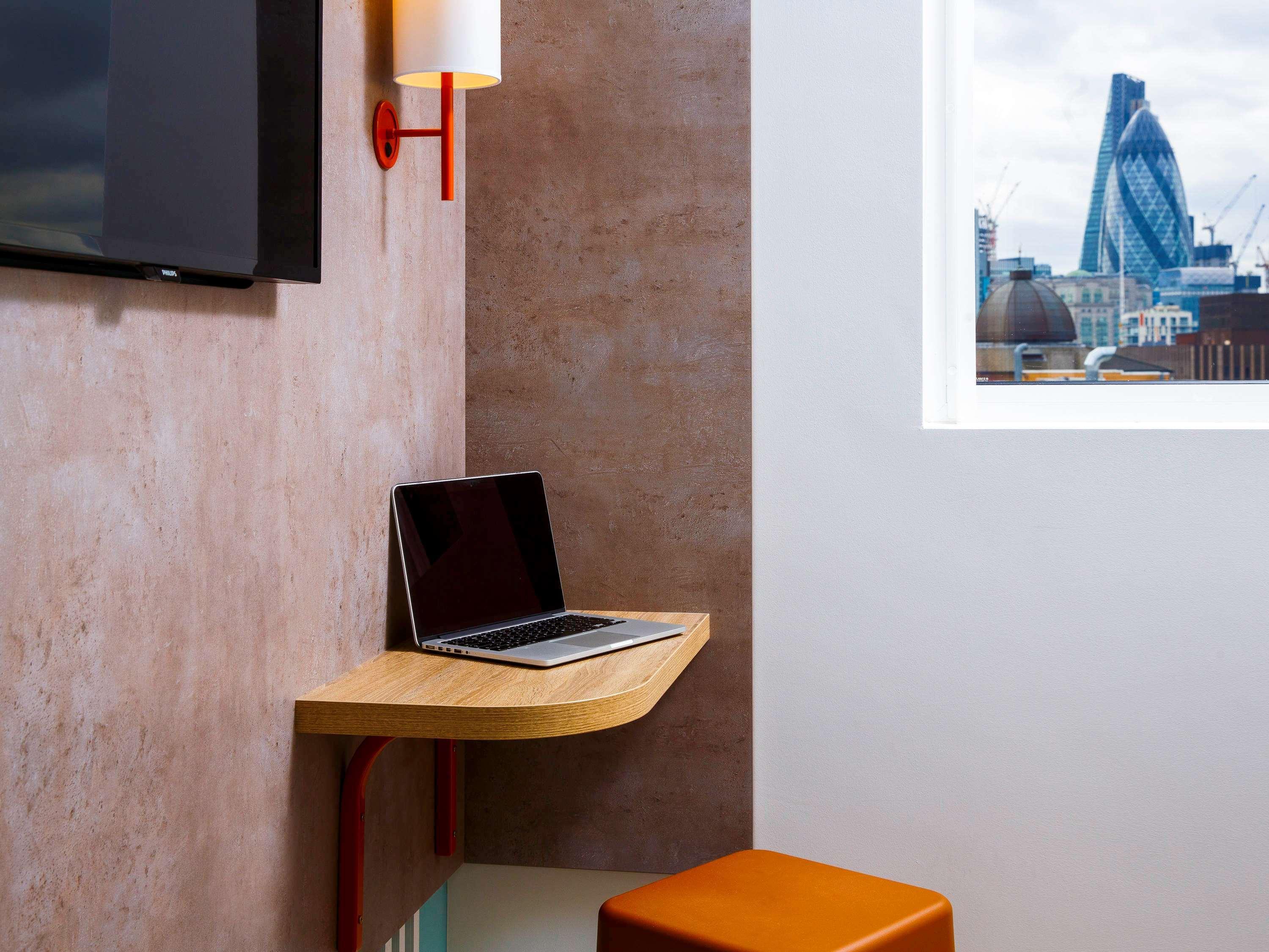 Ibis Budget London Whitechapel - Brick Lane Exterior photo