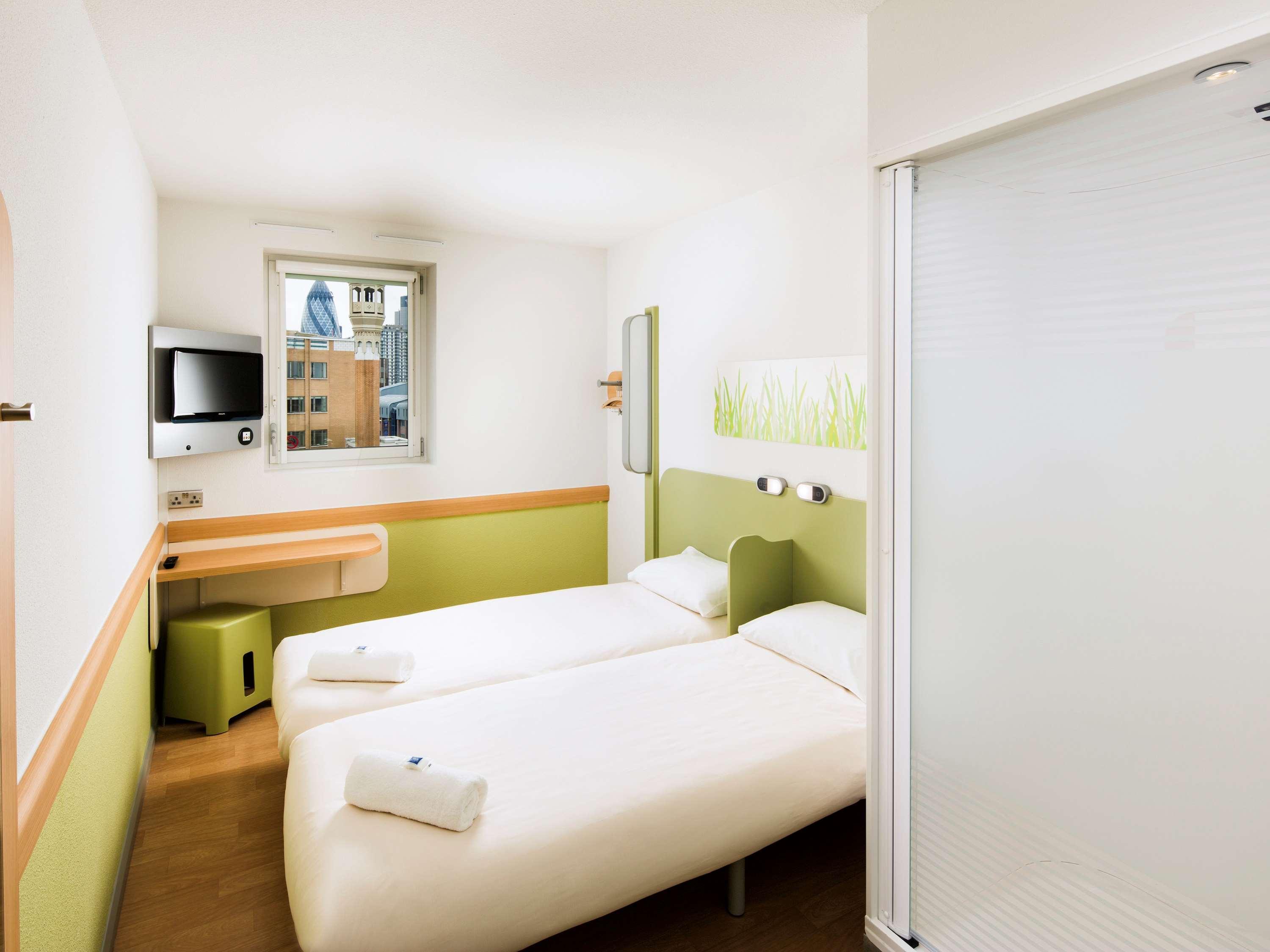 Ibis Budget London Whitechapel - Brick Lane Exterior photo