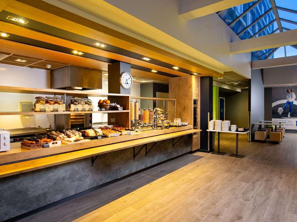 Ibis Budget London Whitechapel - Brick Lane Restaurant photo